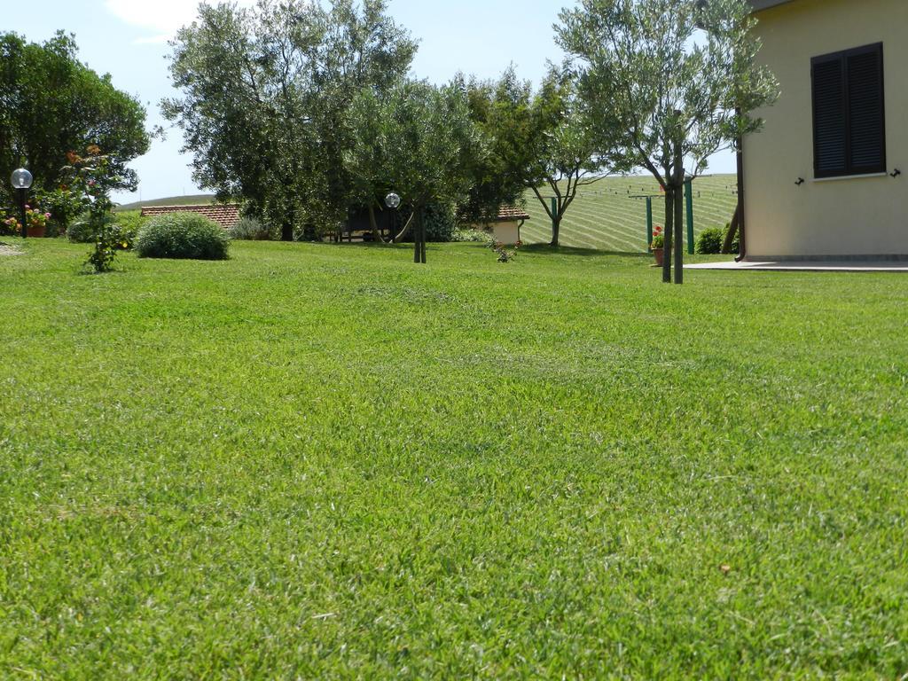 Agriturismo Severini فونتيبلاندا المظهر الخارجي الصورة